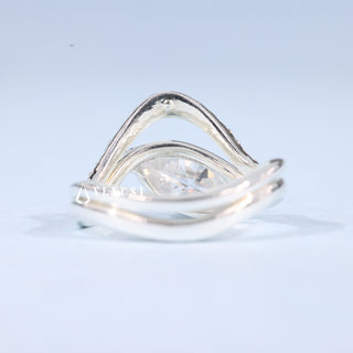 1.0CT-2.0CT Marquise Moissanite Diamond Unique East West Engagement Rings With Wedding Band