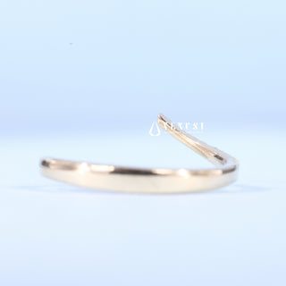 Round Cut Moissanite Diamond Curved Unique Wedding Ring Bands