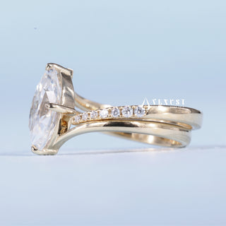 Shimmering 1.0ct marquise moissanite wedding band close up of the setting