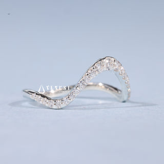 Round Moissanite Diamond Unique Curved Wedding Bands For Women