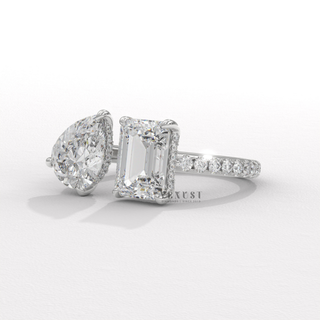 Hidden halo toi et moi moissanite ring detail