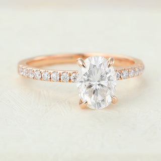 1.33 CT Oval Brilliant Cut Pave Moissanite Engagement Ring close up