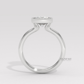 Sleek oval moissanite ring for women