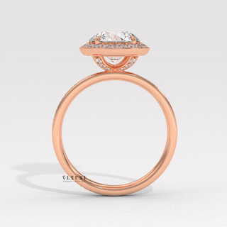 Brilliant Halo Pave Round Cut Moissanite Engagement Ring close-up of the centre stone