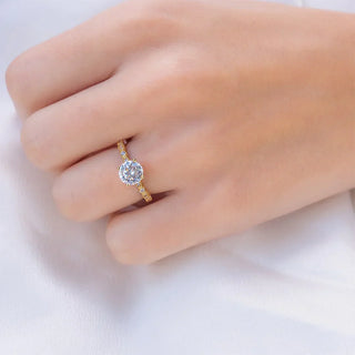 1.50 CT Round Cut Solitaire Halo Moissanite Engagement Ring detail view
