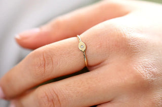 Chic round moissanite wedding band front view