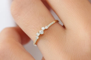 0.22 TCW Cluster Round Cut Moissanite Diamond Wedding Band