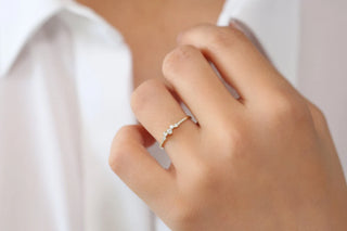 0.22 TCW Cluster Round Cut Moissanite Diamond Wedding Band