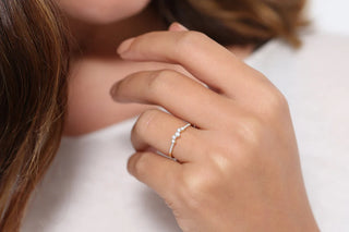 0.22 TCW Cluster Round Cut Moissanite Diamond Wedding Band