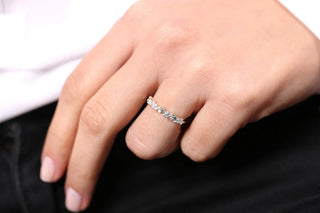0.35 TCW Round & Baguette Cut Cluster Moissanite Diamond Wedding Band