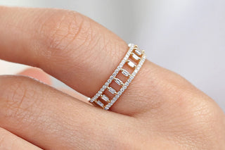 0.40 TCW Unique Round & Baguette Cut Cluster Moissanite Diamond Wedding Band