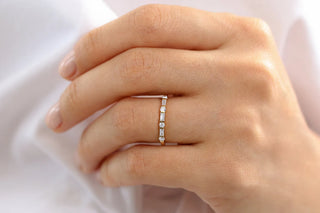 0.27 TCW Round & Baguette Bar Diamond Moissanite Wedding Band