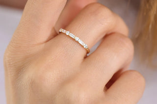 0.27 TCW Round & Baguette Bar Diamond Moissanite Wedding Band