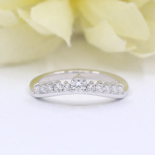 0.29 TCW Round Cut Unique Curved Moissanite Diamond Wedding Band