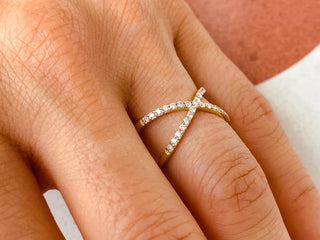 0.29 TCW Round Cut Criss Cross Moissanite Diamond Wedding Band
