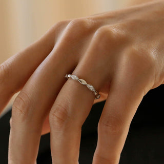 0.25 TCW Round Cut Marquise Shape Moissanite Diamond Wedding Band