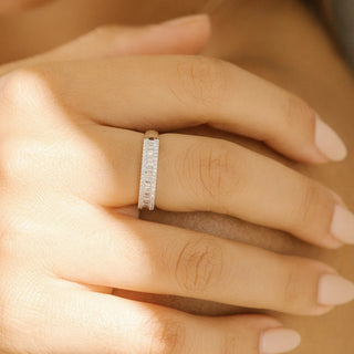 0.75 TCW Baguette & Round Cut Cluster Moissanite Diamond Wedding Band