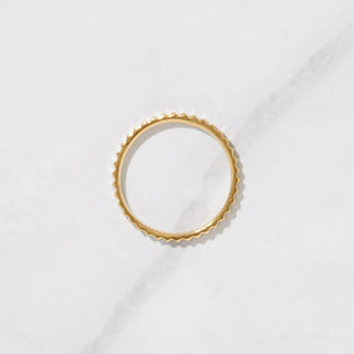 Delicate Classic Gold Metal Plain Wedding Band For Men & Women