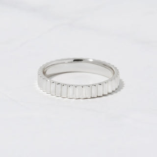 Delicate Classic Gold Metal Plain Wedding Band For Men & Women