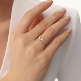 0.21 TCW Round & Baguette Cut Cluster Moissanite Diamond Wedding Band