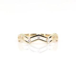0.05 TCW Round Cut Zig Zag Moissanite Diamond Wedding Band