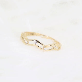 0.05 TCW Round Cut Zig Zag Moissanite Diamond Wedding Band