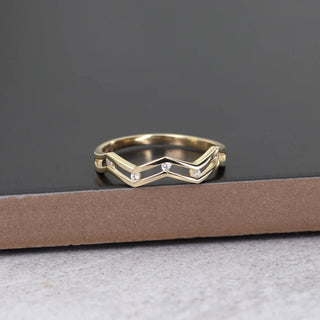 0.05 TCW Round Cut Zig Zag Moissanite Diamond Wedding Band