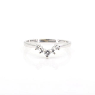 0.11 TCW Round Cut Curved Moissanite Diamond Wedding Band