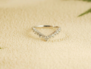 0.42 TCW Round Cut Curved Cluster Moissanite Diamond Wedding Band