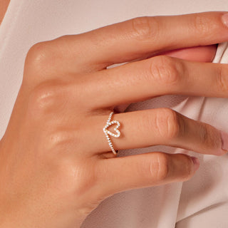 0.19 TCW Round Cut Curved Heart Moissanite Diamond Wedding Band