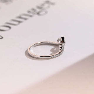 0.25TCW Round & Pear Crown Vintage Moissanite Diamond Wedding Band