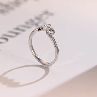 0.25TCW Round & Pear Crown Vintage Moissanite Diamond Wedding Band