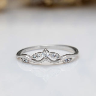 1.0 TCW Round Cut Crown Shape Moissanite Diamond Wedding Band