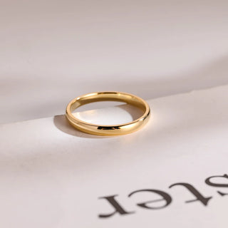 Classic Minimalist Plain Wedding Band For Men And Women
