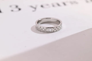 0.20 TCW Round And Emerald Cut Flush Set Moissanite Diamond Wedding Band