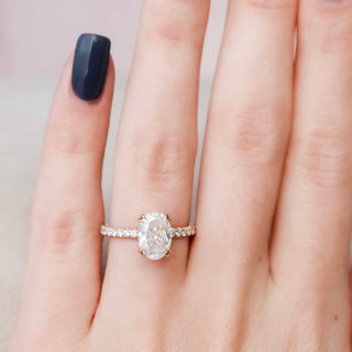 2.0 CT Oval Cut Halo Sparkling Moissanite Engagement Ring on hand