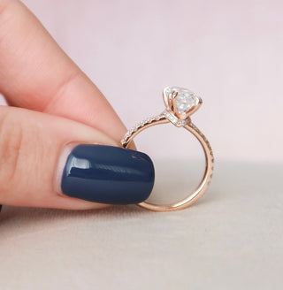 2.0 CT Oval Cut Halo Sparkling Moissanite Engagement Ring angle view