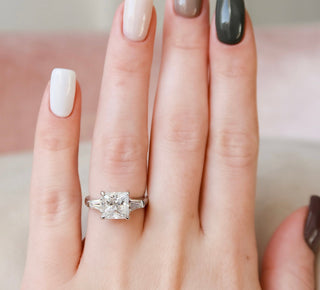 3.0CT Princess Moissanite Three Stone Diamond Engagement Ring
