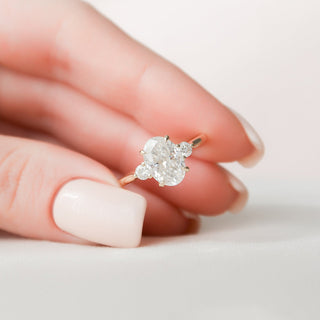 2.0CT Oval Cut Three Stone Diamond Moissanite Engagement Ring