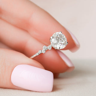 2.0CT Round Brilliant Cut Cluster Diamond Moissanite Engagement Ring