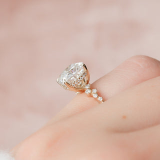 4.0CT Cushion Cut Hidden Halo Cluster Diamond Moissanite Engagement Ring