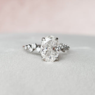 2.0CT Oval Hidden Halo Moissanite Cluster Diamond Engagement Ring