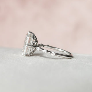 Sparkling 3.0ct emerald solitaire moissanite ring top view
