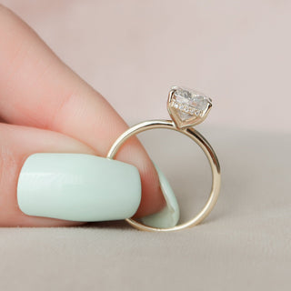 4.0 CT Cushion Cut Solitaire Halo Moissanite Engagement Ring on hand