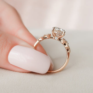 2.0CT Round Brilliant Cut Cluster Diamond Moissanite Engagement Ring