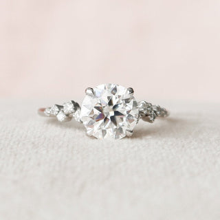 2.0CT Round Brilliant Cut Cluster Diamond Moissanite Engagement Ring