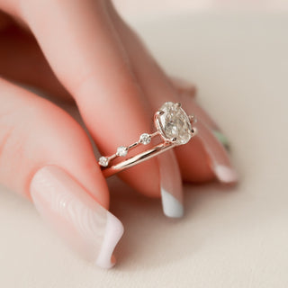 1.0CT Oval Cut Petite Pave Diamond Moissanite Bridal Engagement Ring Set