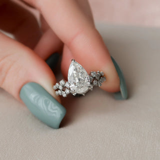 2.0CT Pear Cut Hidden Halo Cluster Diamond Moissanite Bridal Engagement Ring Set