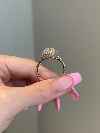 4.0ct Oval Cut Halo Cluster Diamond Moissanite Engagement Ring