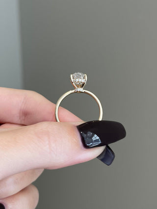 2.0 CT Pear Cut Solitaire Classic Moissanite Engagement Ring top view